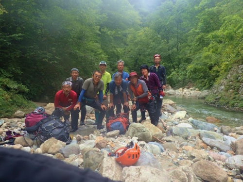 �N���b�N����ƃu���O���J���܂�